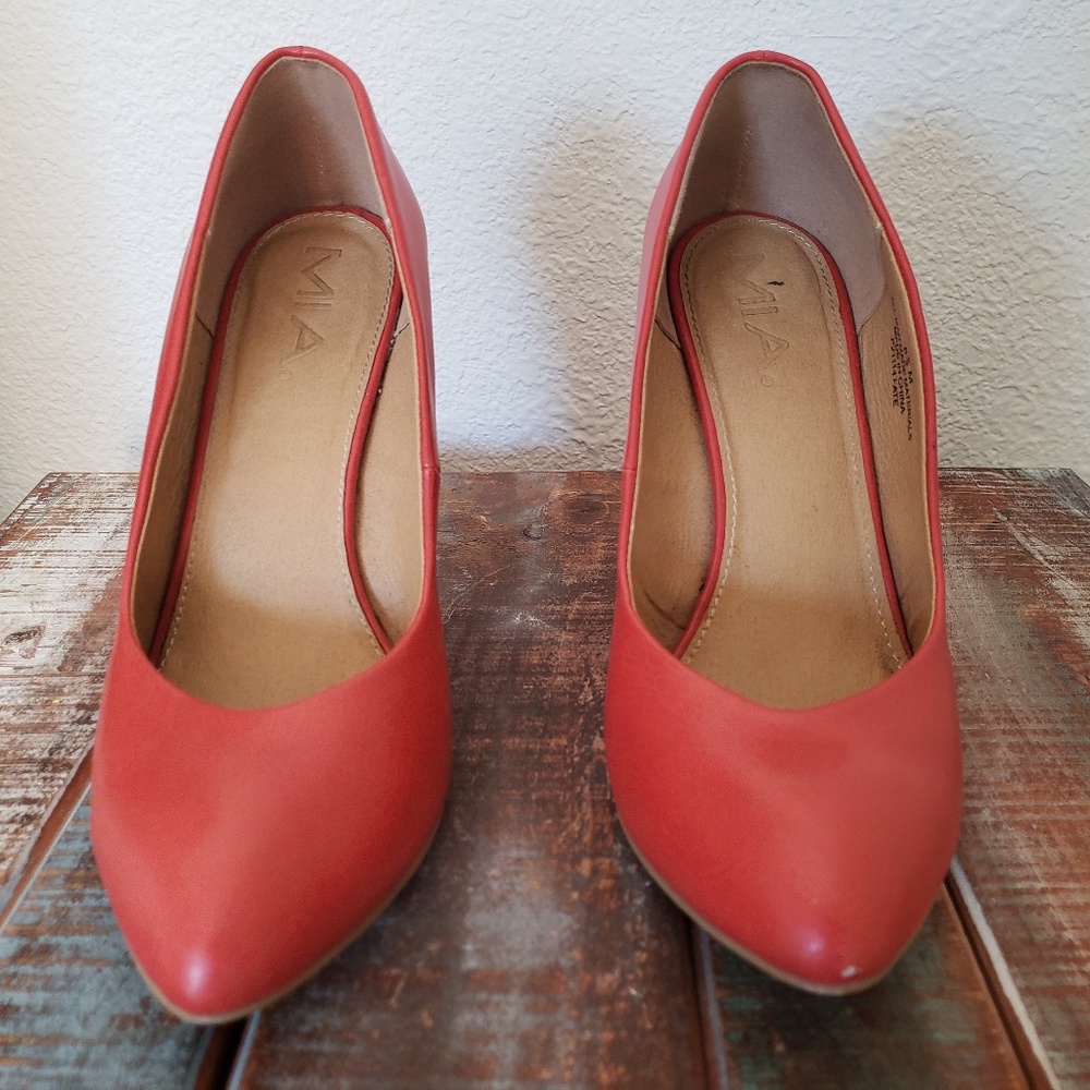 Mia Orange Wedge Sz 8.5